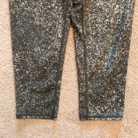 Hylete Capri Athletic Leggings Womens Size M Green - Picture 5 of 9